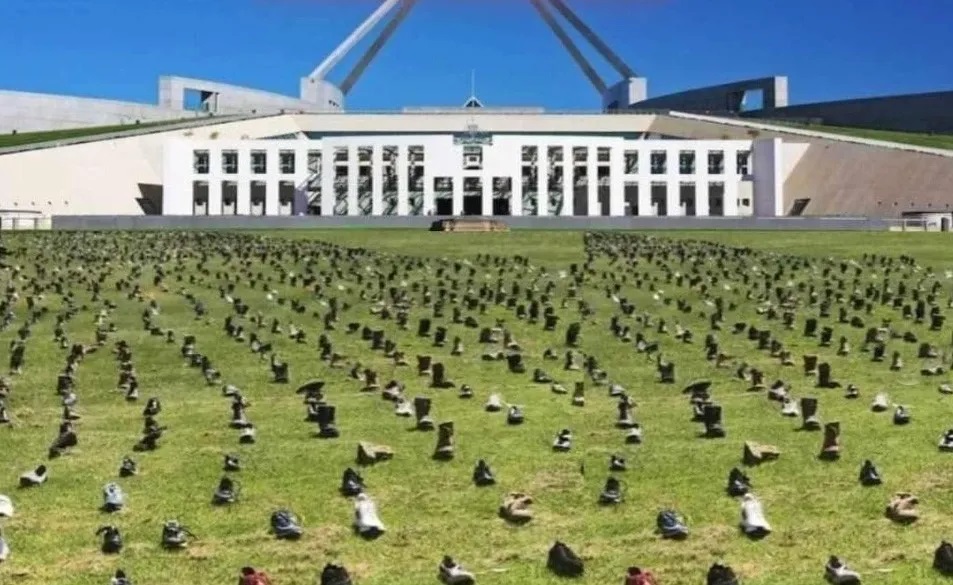Parliament House 2500 empty shoes