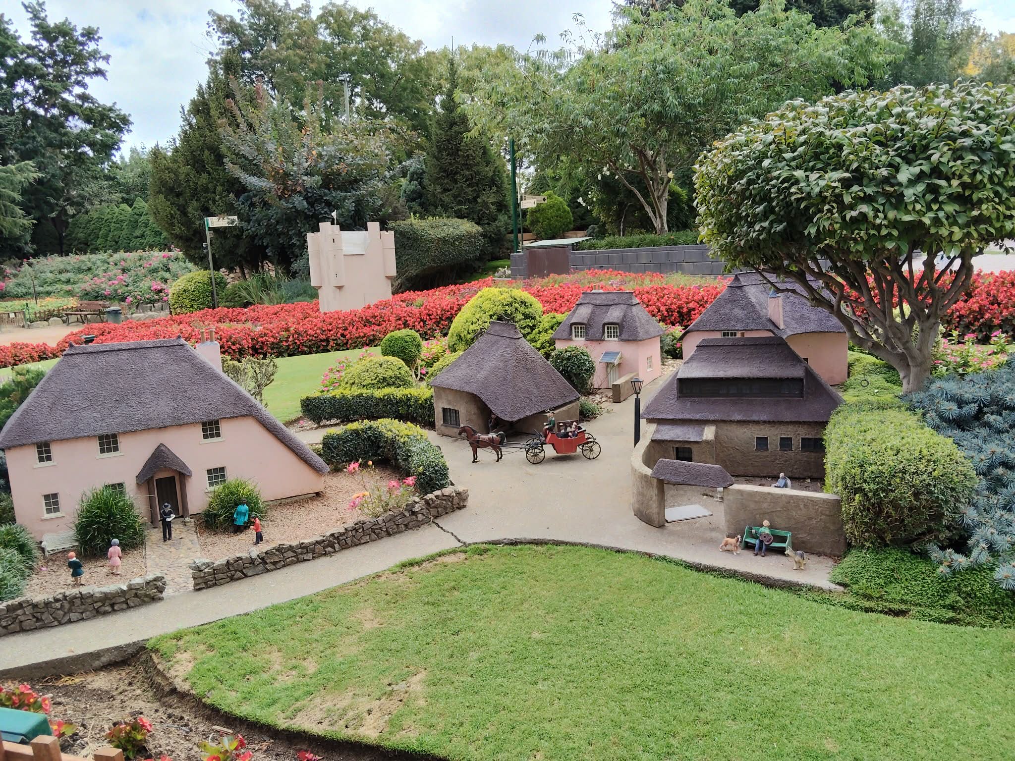 Cockington Green Gardens